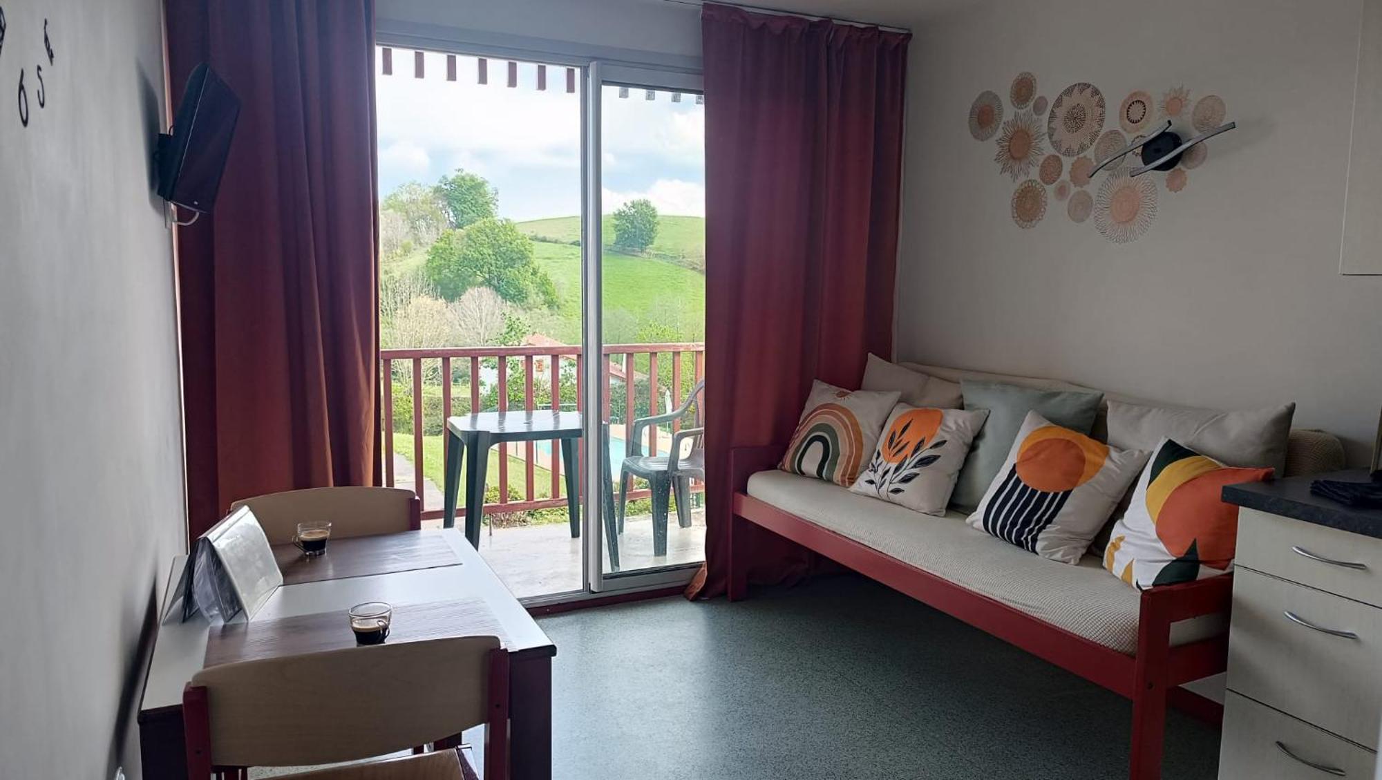 Adour Piscine Vue Montagnes Apartment Souraide Exterior photo